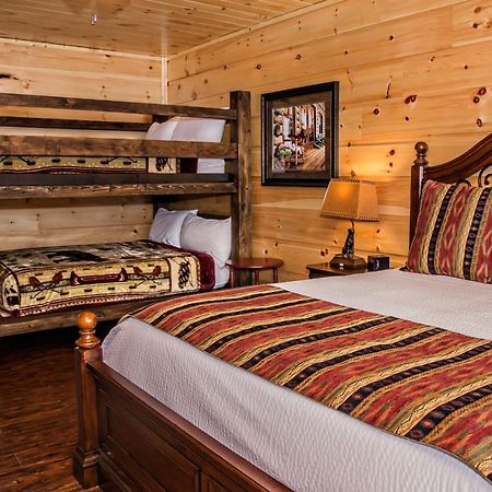 Sycamore Mansion Cabin Pittman Center Екстериор снимка