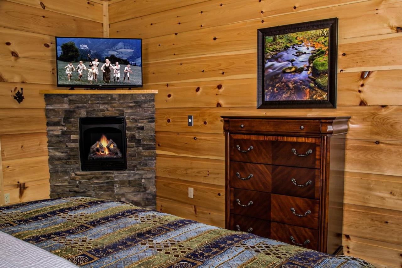 Sycamore Mansion Cabin Pittman Center Екстериор снимка